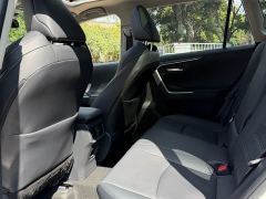 Toyota Wildland Hybrid 2.5L E-CVT FWD Luxury Plus - фото 11