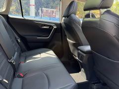 Toyota Wildland Hybrid 2.5L E-CVT FWD Luxury Plus - фото 14
