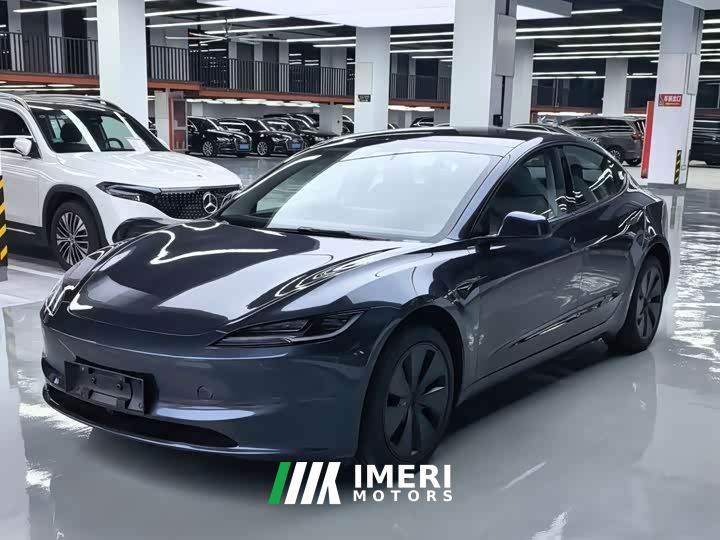 Tesla Model 3 Long Range Rear-Wheel Drive - автомобиль из Китая