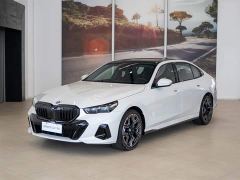 BMW 5 Series 530Li Luxury M Sport Package - фото 2