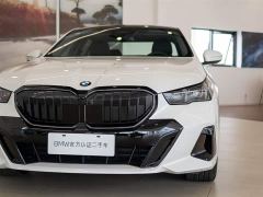 BMW 5 Series 530Li Luxury M Sport Package - фото 3