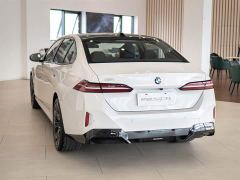 BMW 5 Series 530Li Luxury M Sport Package - фото 9