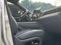 Dongfeng eπ008 210Max Extended Range 6-Seater - фото 15