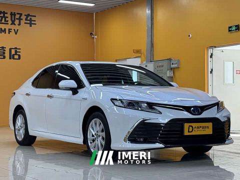 2023 Toyota Camry Hybrid 2.5L HGVP Leading Edition - автомобиль из Китая