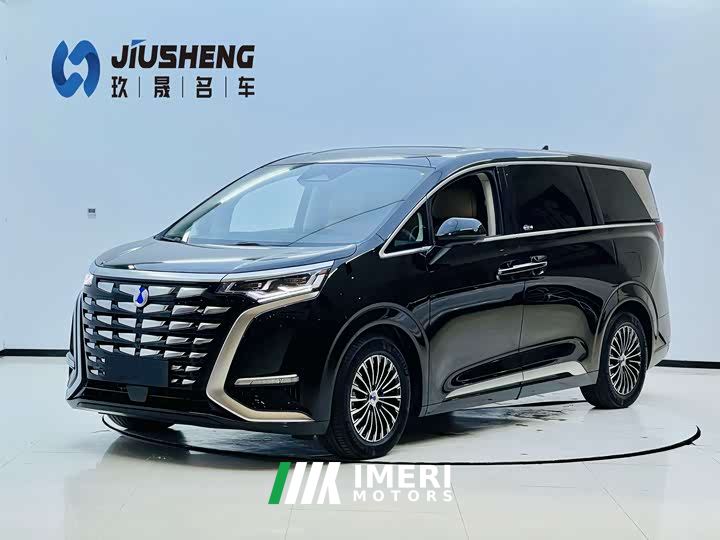 Denza D9 DM-i 980 AWD Luxury
