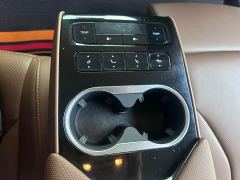 FAW Red Flag E-QM5 431km Charging Comfort Edition - ფოტო 16