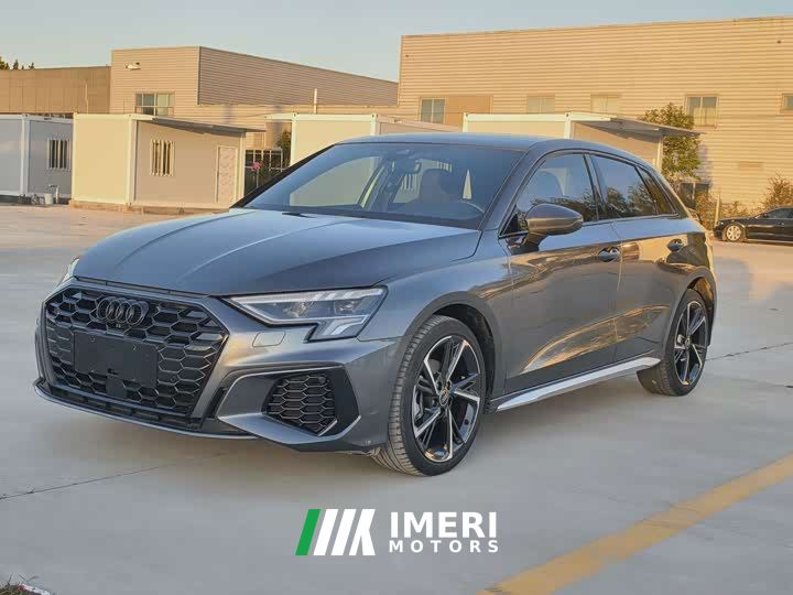 Audi A3 Facelift Sportback 35 TFSI Fashion Sport - car from China