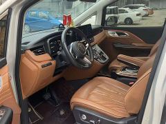 FAW Red Flag HQ9 2.0T Smart Connected Premium Edition - фото 3