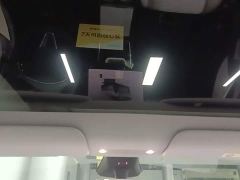 Tesla Model Y Long Range All-Wheel Drive - ფოტო 17