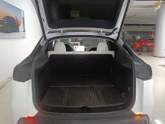 Tesla Model Y Long Range All-Wheel Drive - ფოტო 18