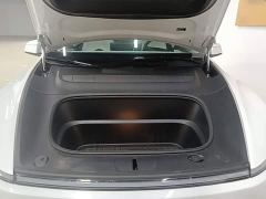 Tesla Model Y Long Range All-Wheel Drive - ფოტო 19