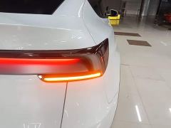 Tesla Model Y Long Range All-Wheel Drive - ფოტო 7