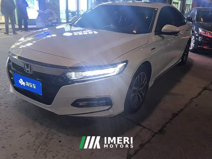 Honda Accord Sharp Hybrid 2.0L Sharp Leader Edition National VI
