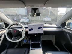 Tesla Model Y Long Range All-Wheel Drive - ფოტო 4