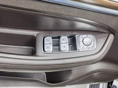 SAIC Roewe RX8 30T Intelligent Networking 2WD Supergroup Ultimate Edition - ფოტო 9