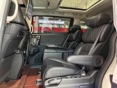 Honda Elysion 2.0L Hybrid Luxury - фото 6
