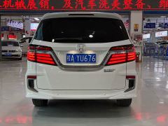 Honda Elysion 2.0L Hybrid Luxury - фото 8