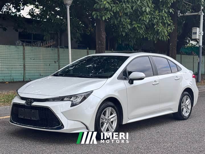 Toyota Corolla 1.8L CVT Luxury - car from China