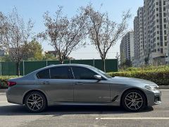 BMW 5 Series (Imported) 525i M Sport Package - photo 12