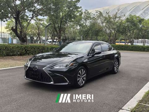 2021 Lexus ES 200 Excellence Edition - ავტომობილი ჩინეთიდან