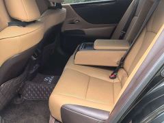 Lexus ES 200 Excellence Edition - ფოტო 14