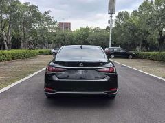 Lexus ES 200 Excellence Edition - ფოტო 5
