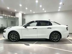 Lynk & Co 03 1.5T DCT Pro - ფოტო 3