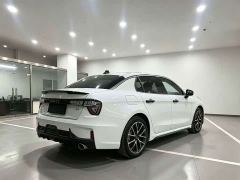 Lynk & Co 03 1.5T DCT Pro - ფოტო 9