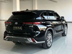 Toyota Highlander Hybrid 2.5L AWD Premium 7-Seater - photo 8