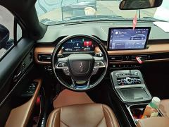 Lincoln Explorer 2.0T AWD Elite - ფოტო 10