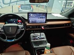 Lincoln Explorer 2.0T AWD Elite - ფოტო 12