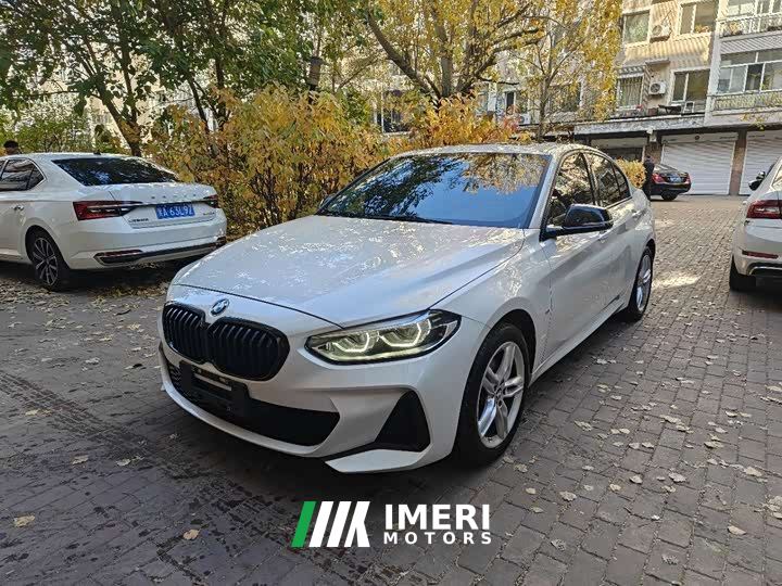 BMW 1 Series 120i M Sport Night Edition - автомобиль из Китая