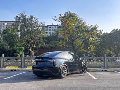 Tesla Model Y High Performance All-Wheel Drive - ფოტო 4