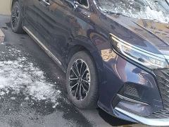SAIC Roewe iMAX8 400TGI Supreme Edition - photo 2