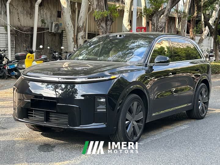 Li Auto Ideal L8 Ultra - автомобиль из Китая