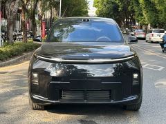 Li Auto Ideal L8 Ultra - фото 2