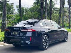 BMW 5 Series 525Li M Sport Package - ფოტო 7