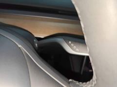 Tesla Model Y Standard Range RWD - ფოტო 13