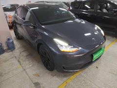 Tesla Model Y Standard Range RWD - ფოტო 3