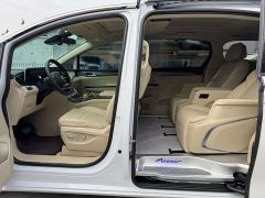 Buick GL8 New Energy Lusang Respect Edition - photo 4