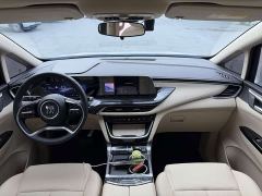Buick GL8 New Energy Lusang Respect Edition - photo 5