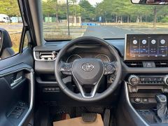 Toyota Vland 2.0L CVT FWD Luxury Plus - photo 9