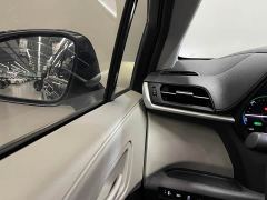 Toyota Gravia 2.5L Hybrid Comfort Edition - фото 15