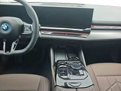 BMW i5 eDrive 35L M Sport Package - фото 14