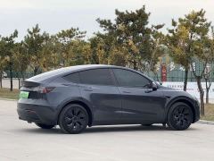 Tesla Model Y Rear-Wheel Drive - photo 20
