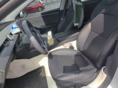 Tesla Model 3 Long Range All-Wheel Drive - ფოტო 11