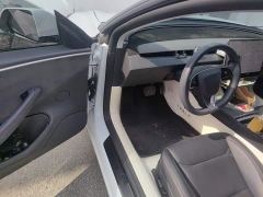 Tesla Model 3 Long Range All-Wheel Drive - ფოტო 12