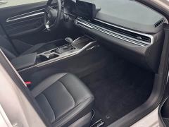 Geely Emgrand 4th Generation 1.5L CVT Luxury - фото 7