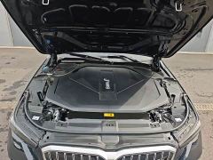 BMW i5 eDrive 35L M Sport Package - photo 9