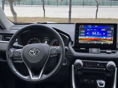 Toyota Venza 2.0L CVT FWD Luxury - фото 14